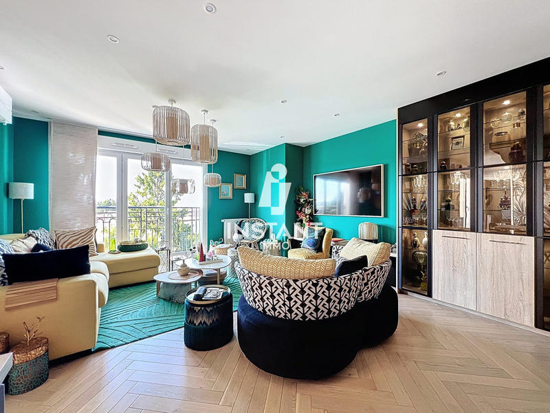 Appartement - 103 m² - 5 pièces