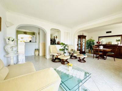 Appartement - 71 m² - 2 pièces