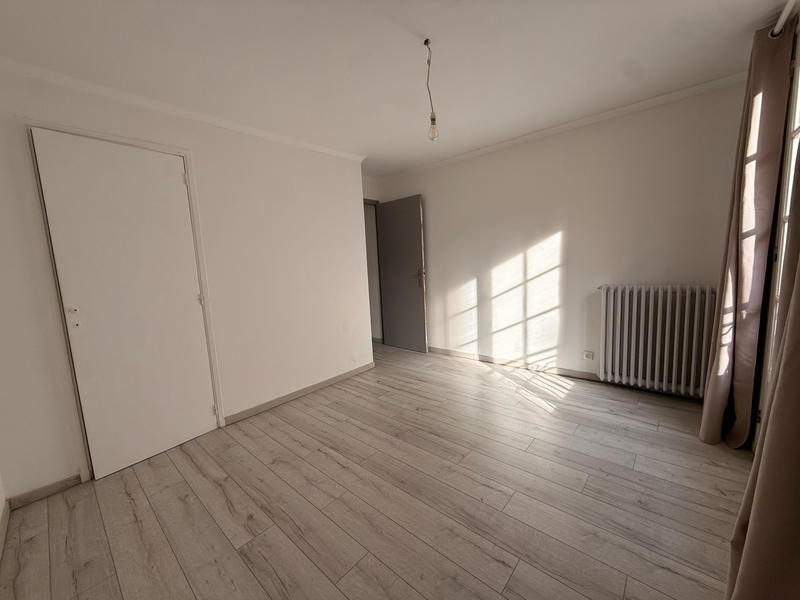 Appartement - 70 m² - 4 pièces