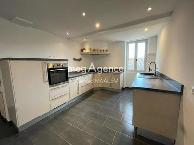 Maison de village - 145 m² - 5 pièces