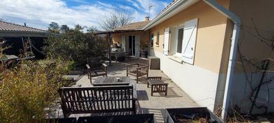 Maison - 104 m² - 4 pièces