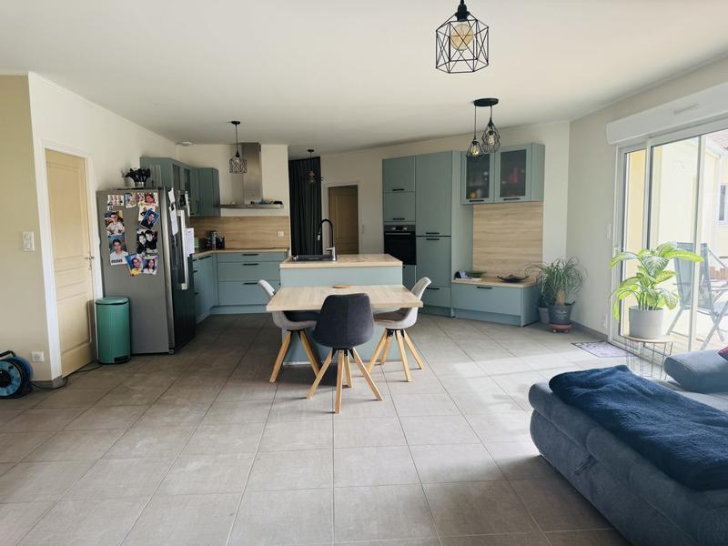 Maison - 170 m² - 6 pièces