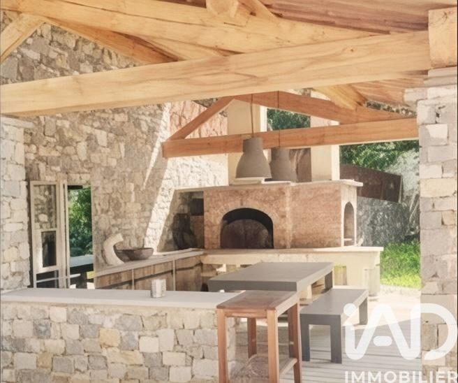 Maison - 161 m² - 5 pièces