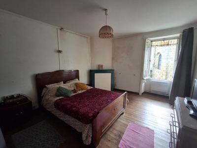 Maison - 115 m² - 4 pièces