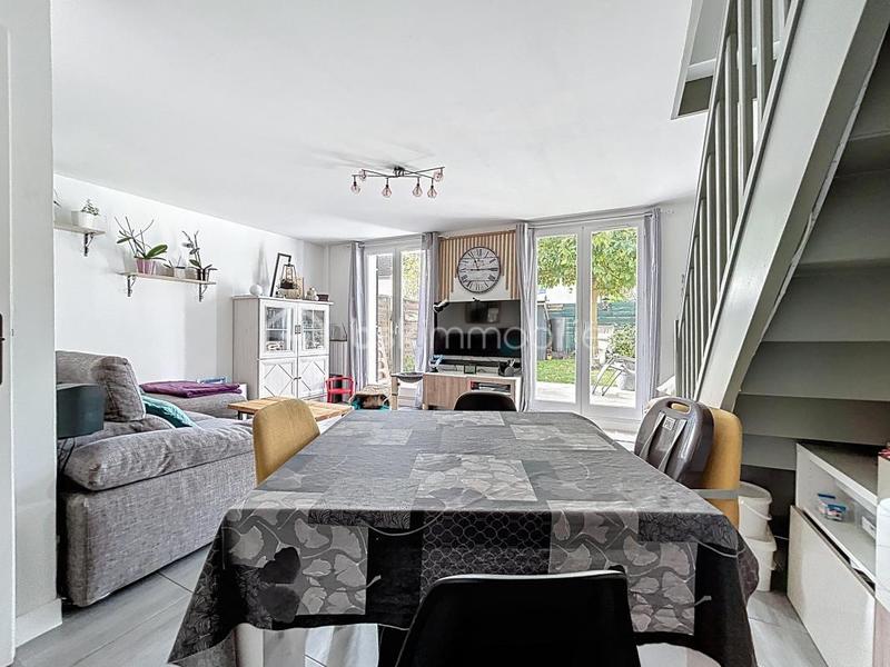 Villa - 80 m² - 5 pièces