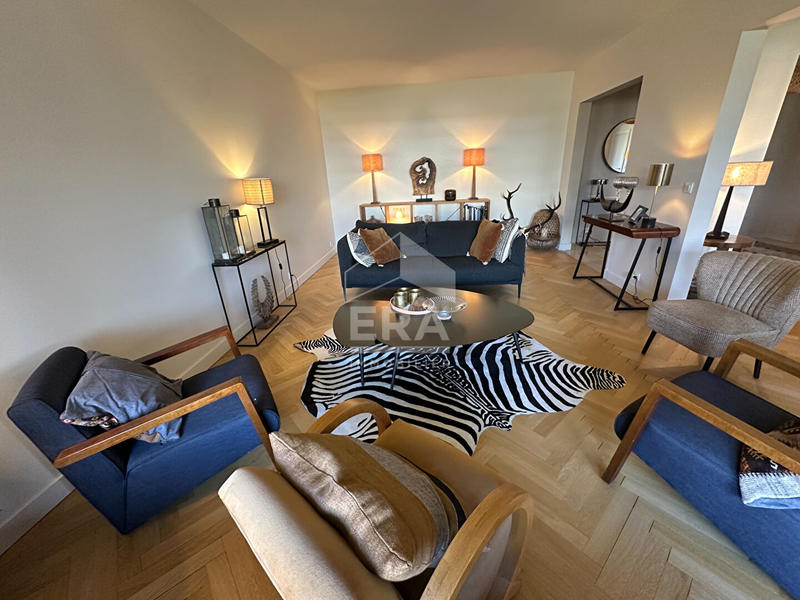 Appartement - 125 m² - 5 pièces