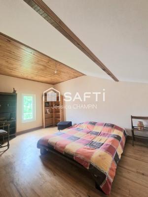 Maison - 197 m² - 6 pièces