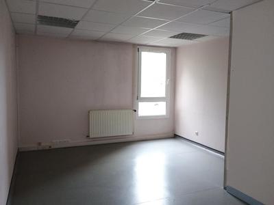 Bureau - 120 m² - 6 pièces