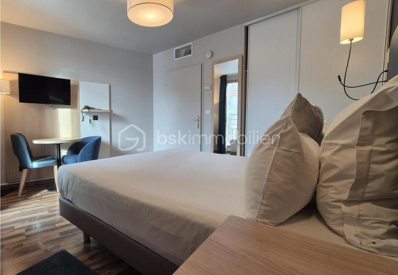 Studio - 24 m² - 1 pièce