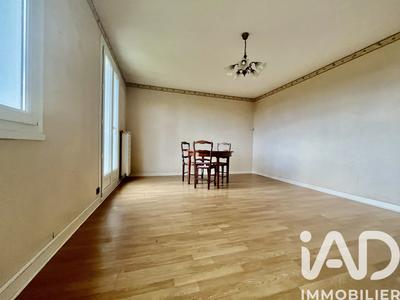 Maison - 91 m² - 5 pièces