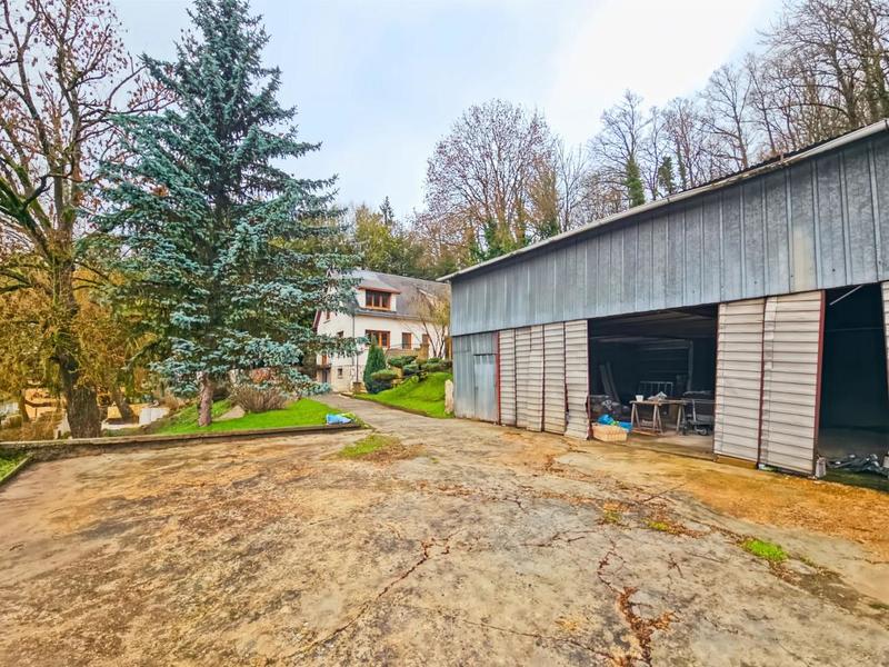 Maison - 120 m² - 8 pièces