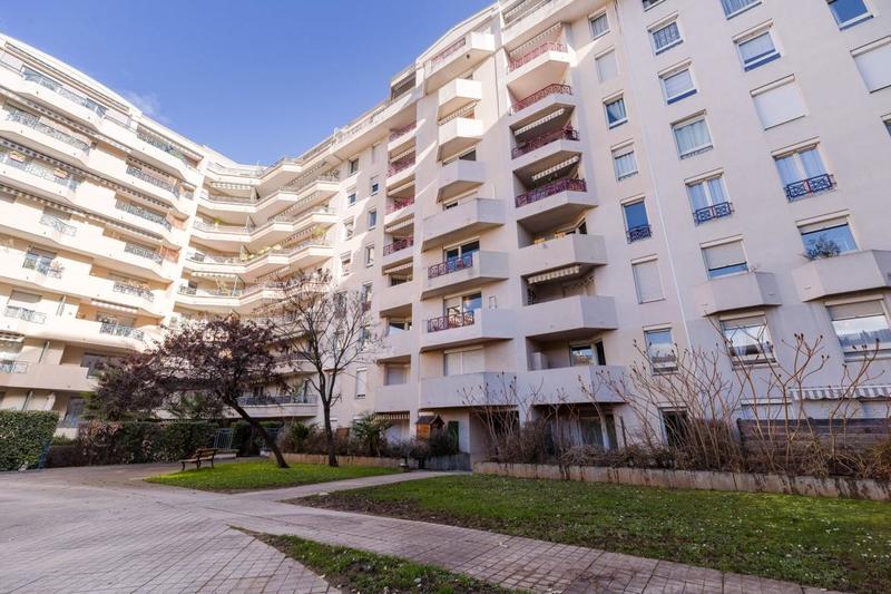 Appartement - 88 m² - 4 pièces