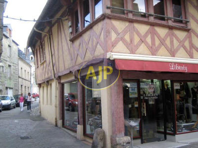 Immeuble - 3 pièces