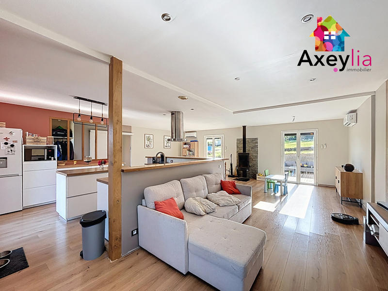 Maison - 122 m² - 5 pièces