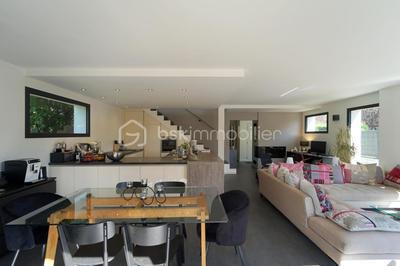 Maison - 173 m² - 6 pièces