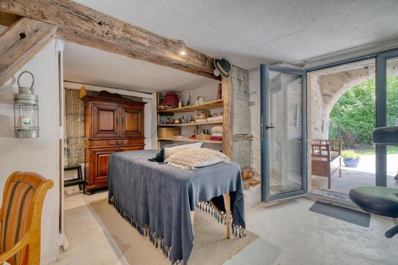 Maison - 298 m² - 10 pièces