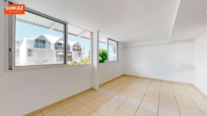 Local d'activités - 75 m² - 3 pièces