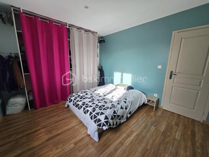 Pavillon - 230 m² - 7 pièces