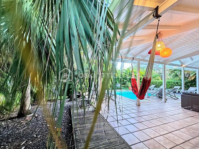 Villa - 94 m² - 6 pièces