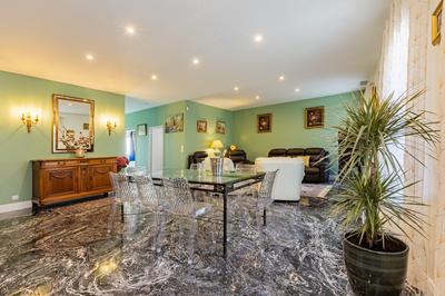 Appartement - 128 m² - 4 pièces