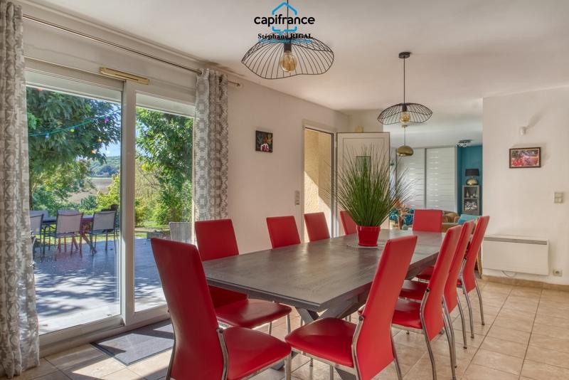 Maison - 130 m² - 6 pièces