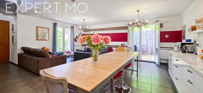 Maison - 100 m² - 6 pièces