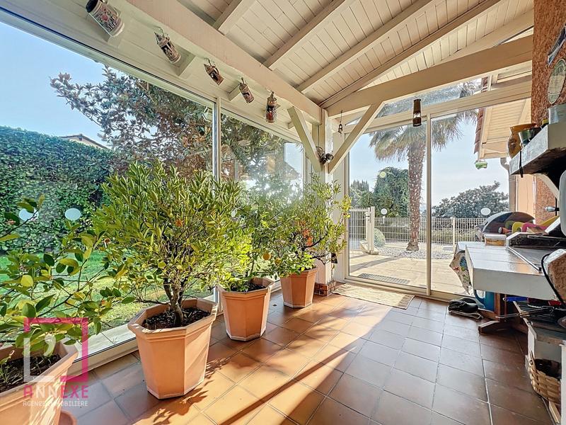 Maison - 217 m² - 7 pièces