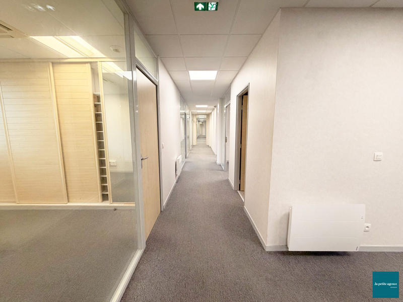 Bureau - 140 m²