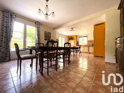 Maison - 237 m² - 7 pièces