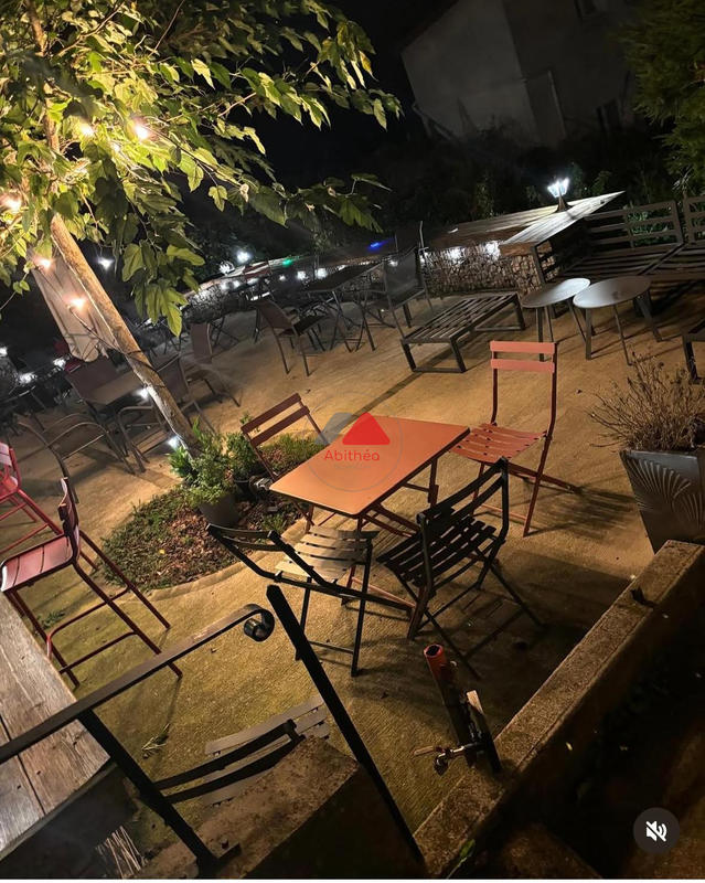 Fonds de commerce - Magasins - 150 m²