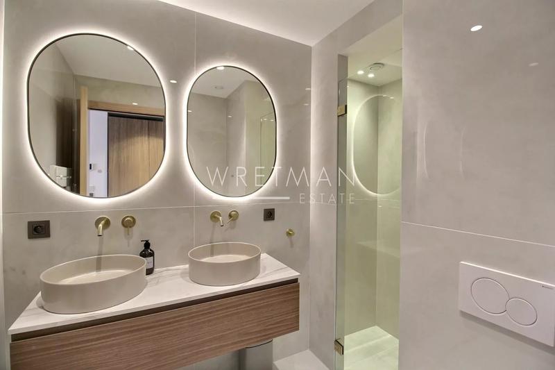 Appartement - 100 m² - 4 pièces