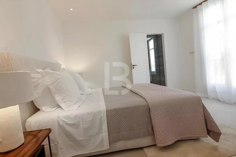 Maison de ville - 131 m² - 5 pièces