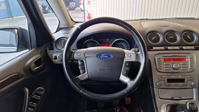 Ford Galaxy II 2.0 Tdci 140 Ghia