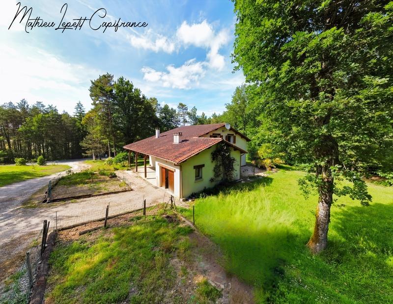 Maison - 170 m² - 6 pièces