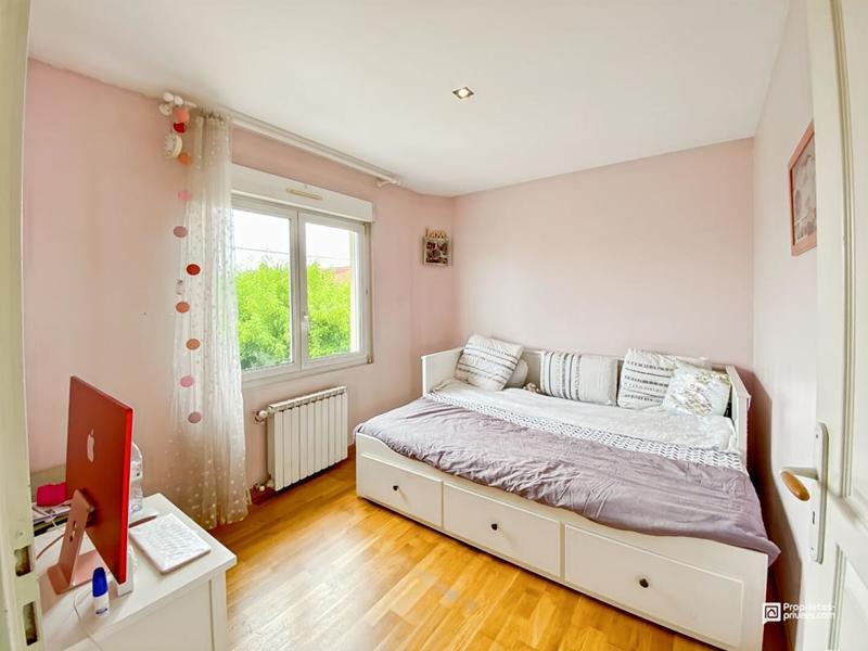 Maison - 90 m² - 5 pièces