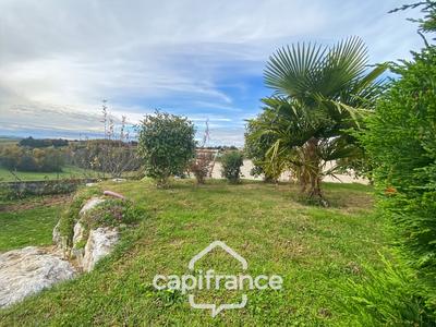 Maison - 104 m² - 5 pièces