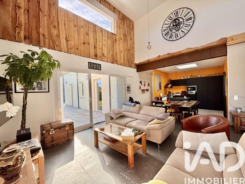 Maison - 172 m² - 6 pièces