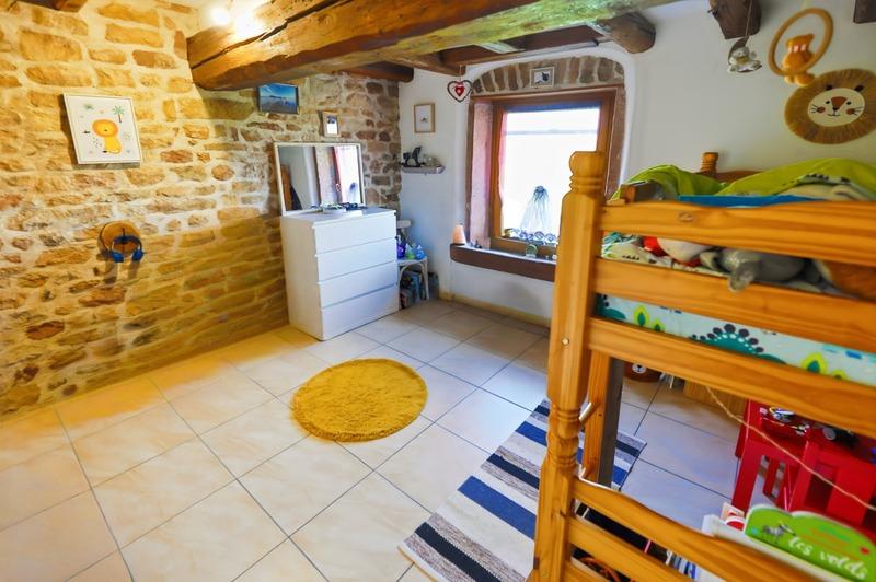 Maison - 198 m² - 8 pièces