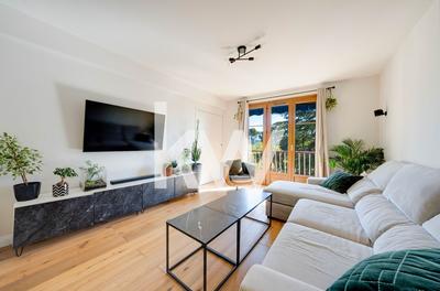 Appartement - 75 m² - 4 pièces