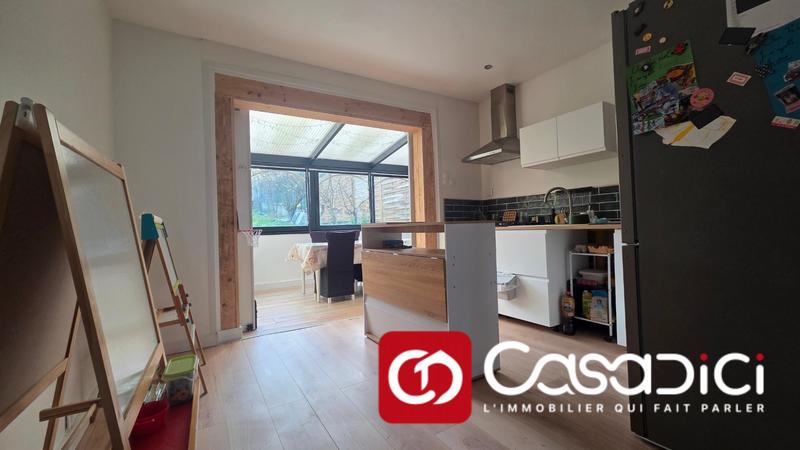 Maison - 128 m² - 7 pièces