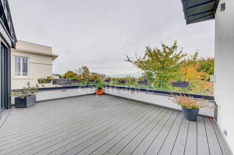 Maison - 143 m² - 5 pièces