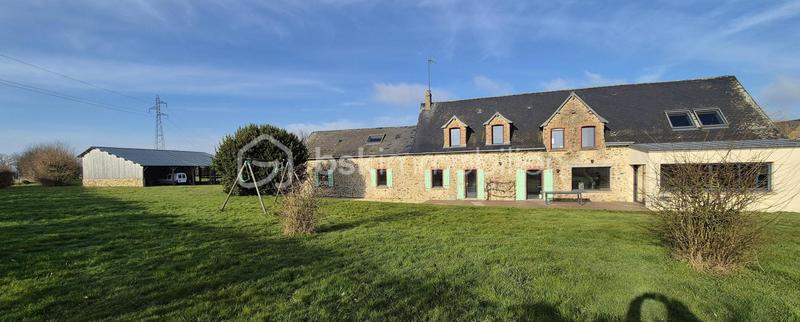 Maison en pierre - 275 m² - 8 pièces