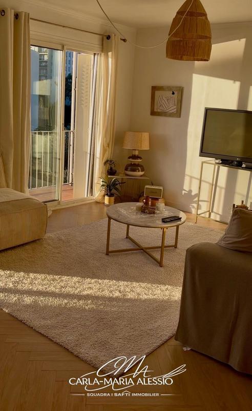 Appartement - 80 m² - 3 pièces