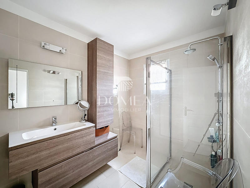 Villa - 125 m² - 6 pièces