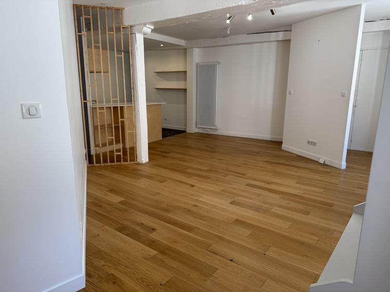 Appartement - 80 m² - 3 pièces
