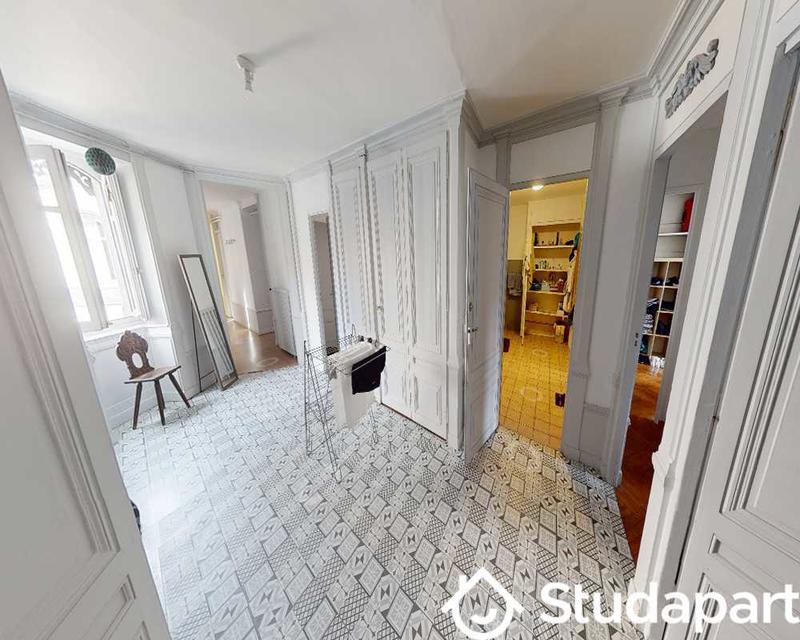 Chambre - 160 m² - 1 pièce