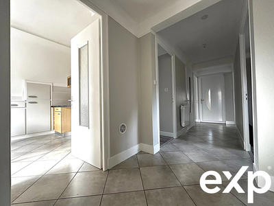 Appartement - 76 m² - 5 pièces