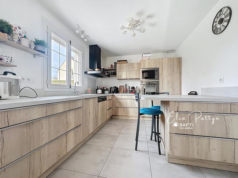 Maison - 141 m² - 5 pièces