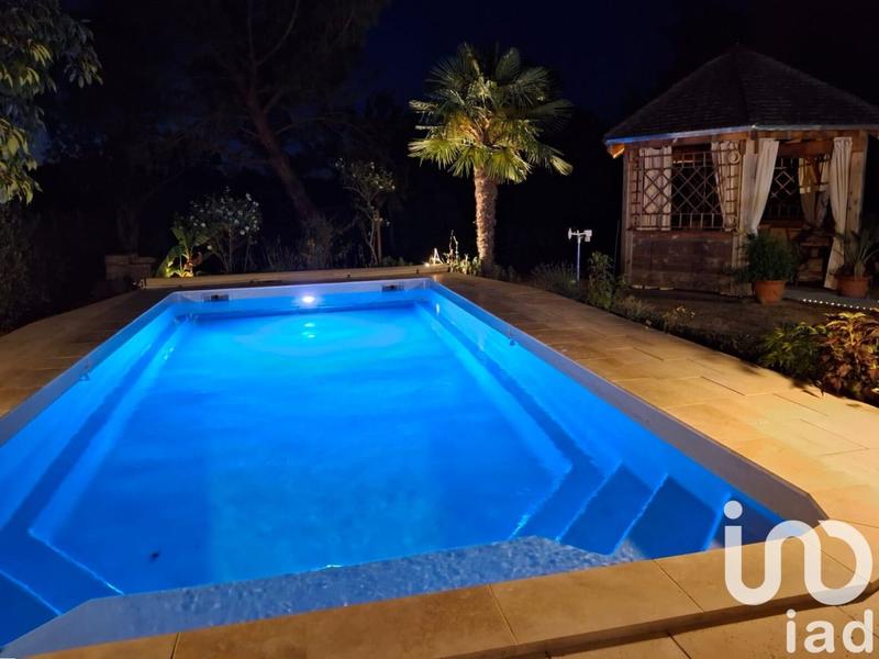 Maison - 170 m² - 8 pièces