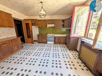 Maison - 147 m² - 6 pièces